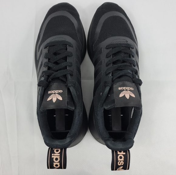 Adidas Multix Athletic Comfort Shoes Womens Size 7.5 Black Sneakers FZ3453 - Picture 2 of 12